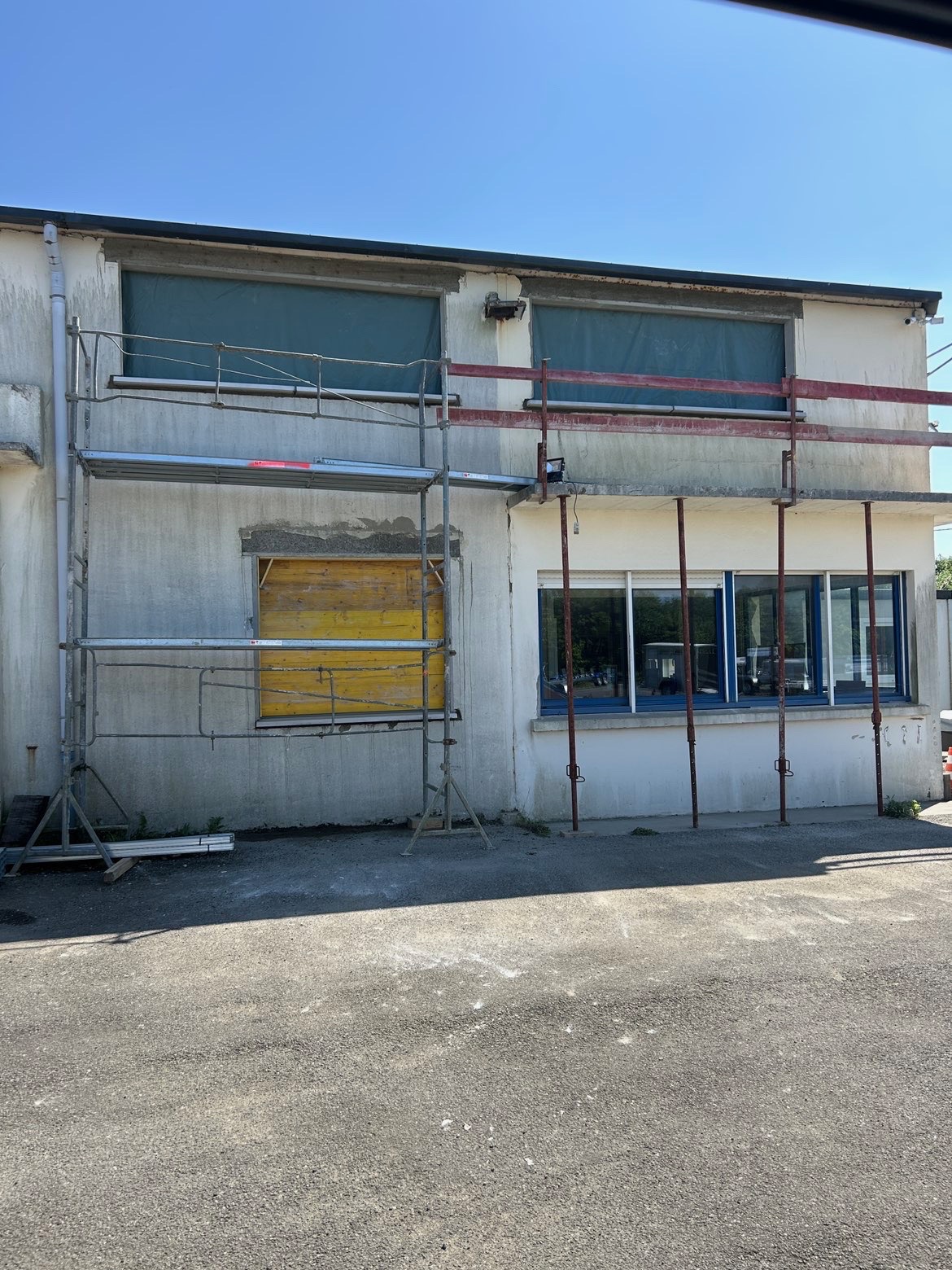 Ravalement façade échafaudage — RIO Construction